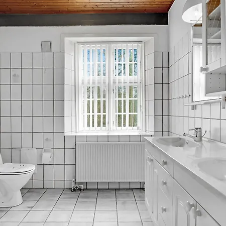Awesome Home In Hojer With Sauna *