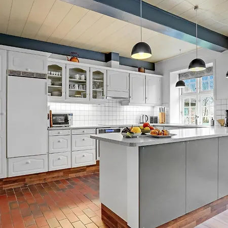 Awesome Home In Hojer With Sauna Højer