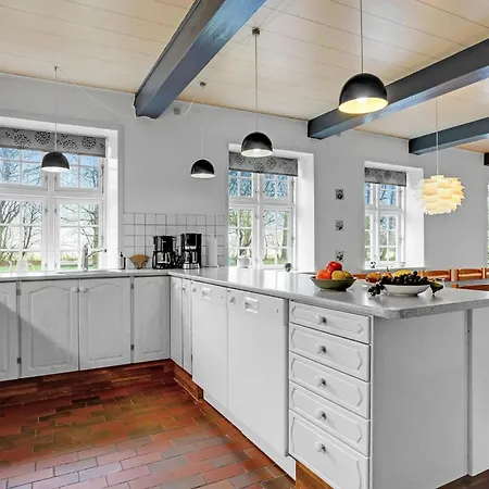 Awesome Home In Hojer With Sauna *